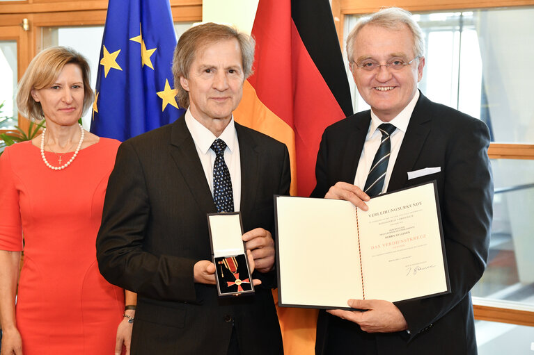 Fotó 25: Bundesverdienstkreuz (German Federal Cross of Merit) ceremony at the EP in presence of EP President