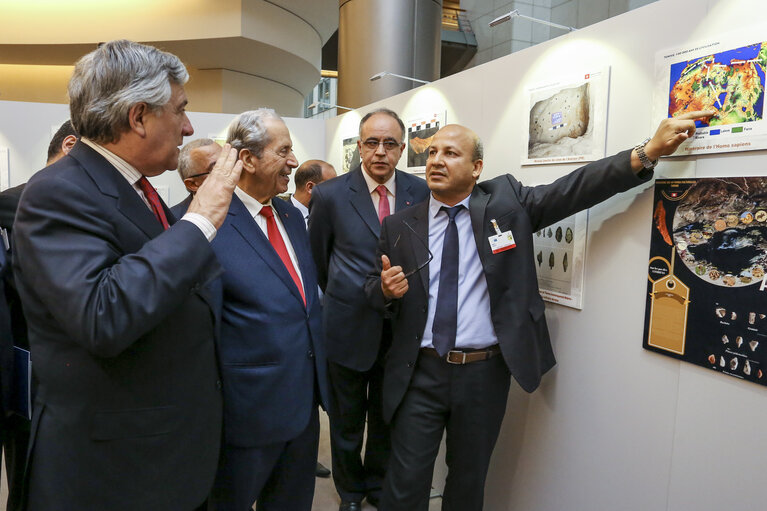 Foto 16: 30 Opening of the exhibition: Tunisian Week  ' Tunisia 100.000 Years of History '