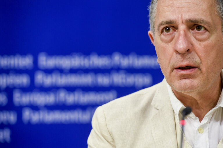 Fotografie 20: Press conference on ' Greece a la carte '