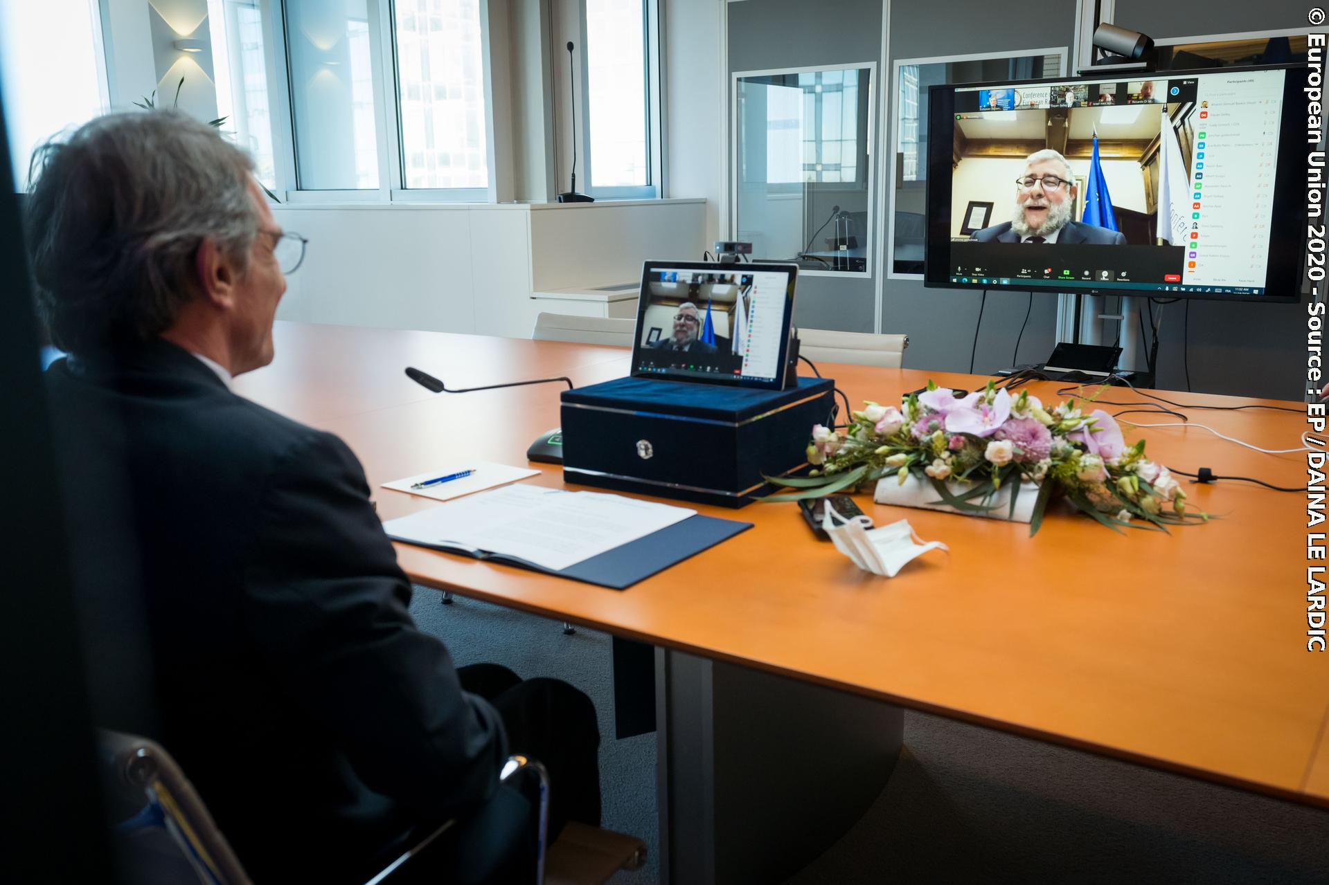 Fotografie 3: David SASSOLI, EP President in video meeting with the Conference of European Rabbis