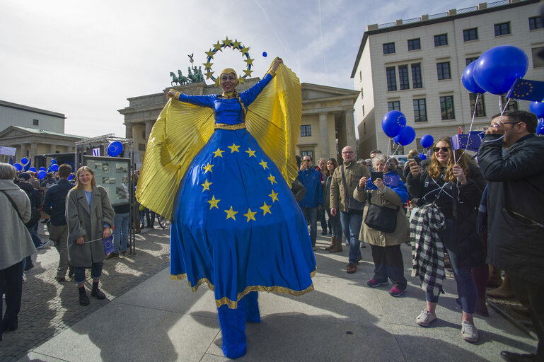 Fotografia 6: 60th Anniversary of the Treaty of Rome celebrations - ' March for Europe in Berlin '