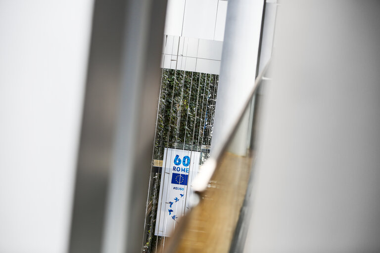 Photo 20: Banner for the 60th anniversary of the European Parliament