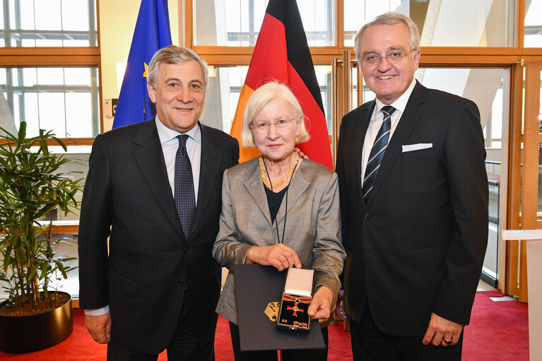 Fotó 2: Bundesverdienstkreuz (German Federal Cross of Merit) ceremony at the EP in presence of EP President