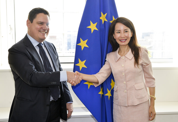 Zdjęcie 8: EP President meets with Jane Lee SUN - CEO Ctrip