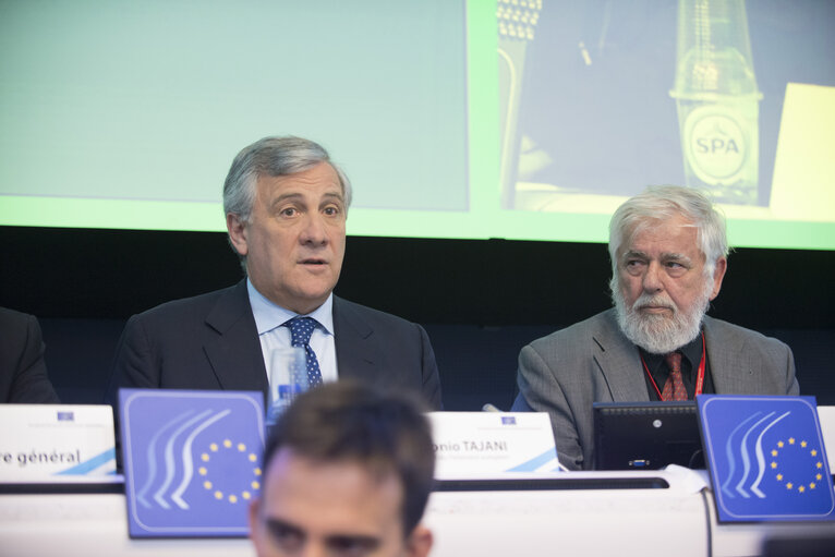 Photo 14: Plenary session of the European Economic and Social Committee - Closing remarks