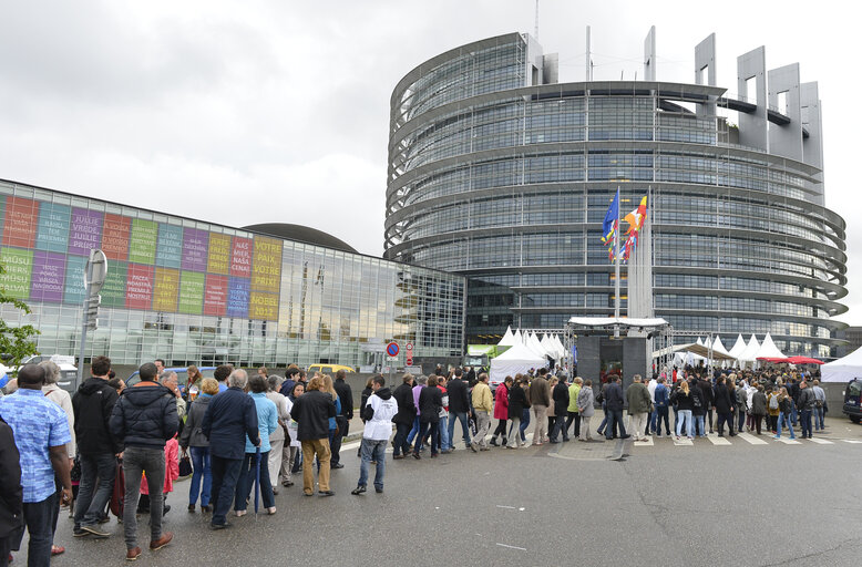 Foto 17: Festival of Europe Open day 2013 in Strasbourg