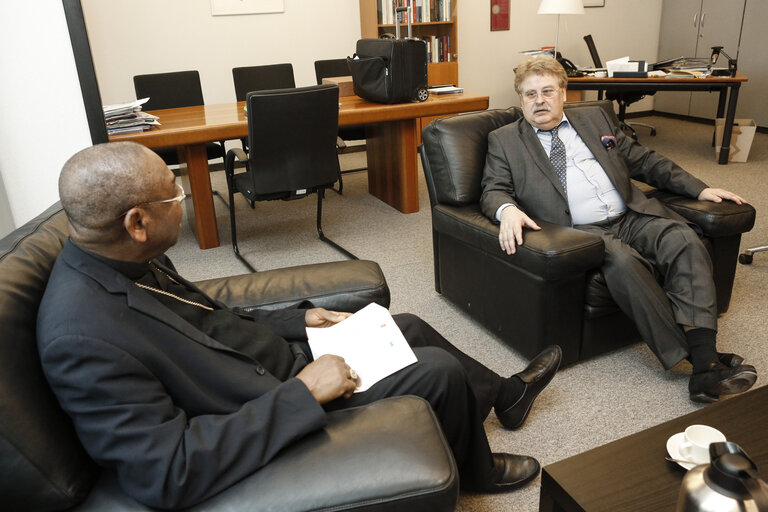 MEP Elmar BROK meets with Cardinal John ONAIYEKAN from Nigeria