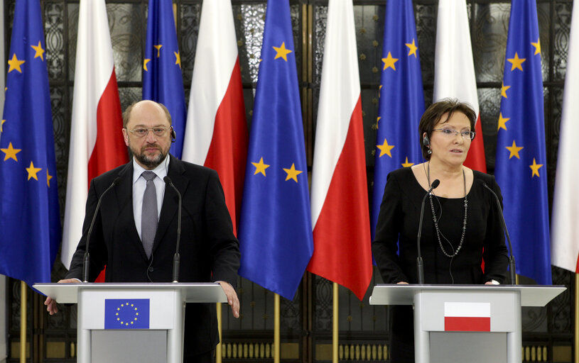 Fotografie 5: Mr Martin Schulz (L), the President of the European Parliament, meets with Ewa Kopacz, Marshal of the Sejm (Parliament)