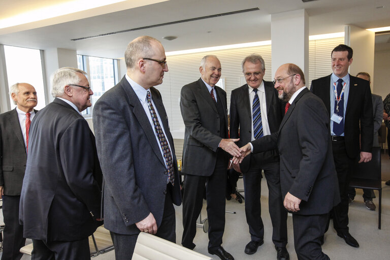 Foto 7: Martin SCHULZ EP President meets with the jury of the Charlemagne Youth Prize