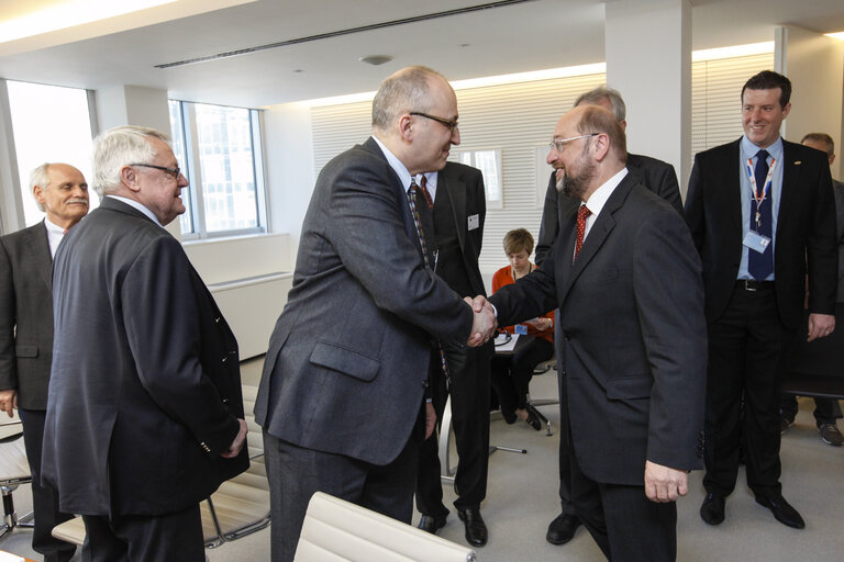 Foto 5: Martin SCHULZ EP President meets with the jury of the Charlemagne Youth Prize