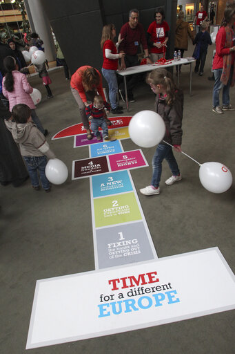 Fotografie 26: Festival of Europe Open day 2013 in Strasbourg