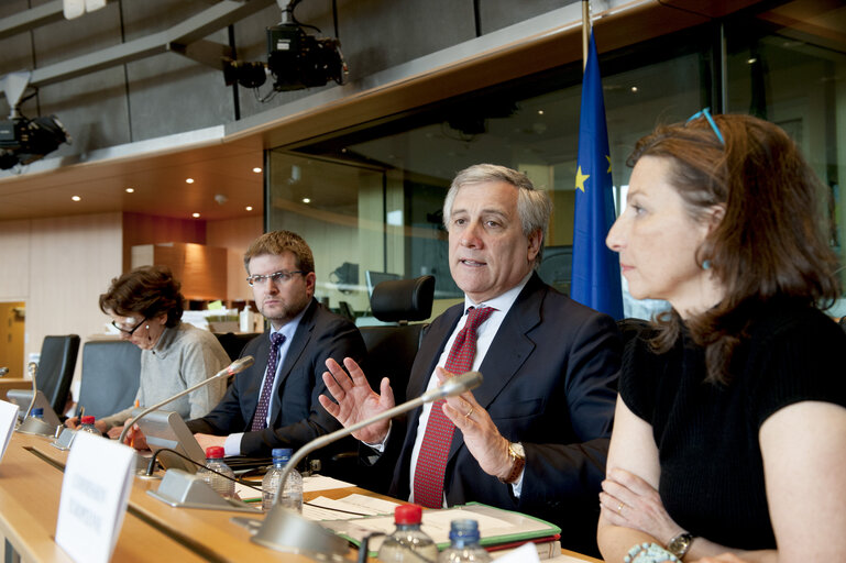 Foto 1: TRAN Committee Meeting: Tourism Task Force: exchange of views with Vice-President of the EC in charge of Industry and Entrepreneurship