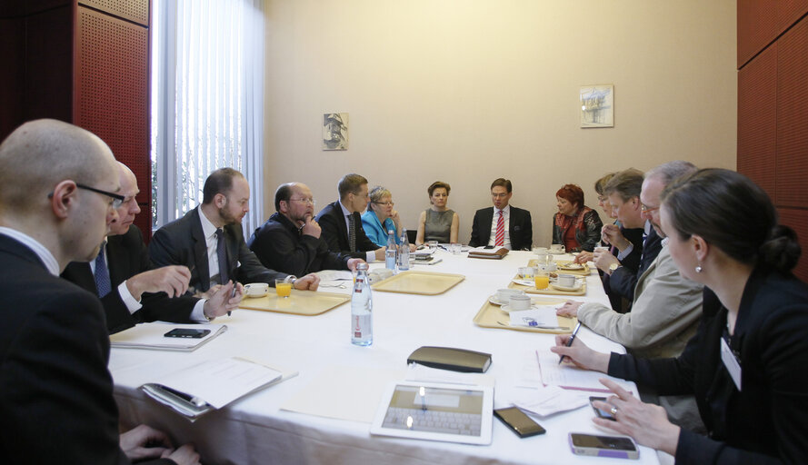 Fotó 3: Official visit of the Prime Minister of Finland to the European Parliament in Strasbourg - Arrival at the European Parliament and breakfast meeting with Finnish MEPs