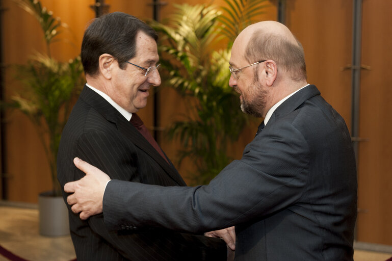 Photo 4 : Arrival President of the Republic of Cyprus  for his official visit to the EP.