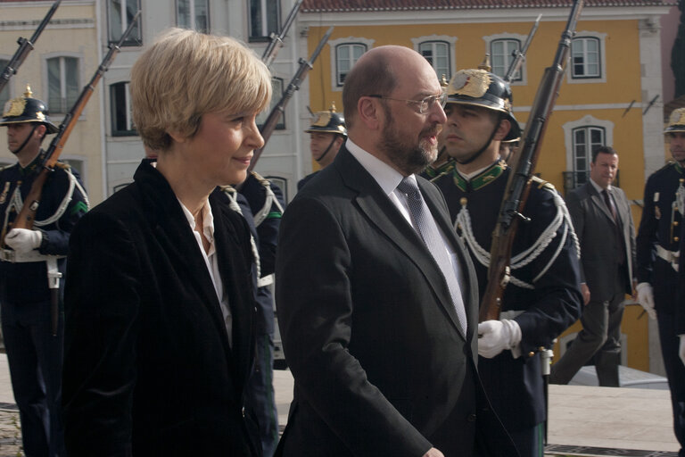 Foto 11: President of the European Parliament Martin Schulz at meeting with Maria da Assuncao Andrade ESTEVES, Speaker of the Assembly of the Portuguese