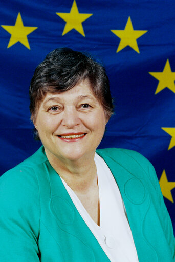 Foto 3: Portrait of MEP Imelda Mary READ