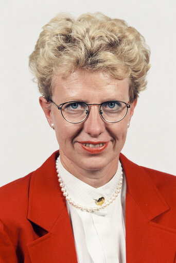 Portrait of MEP Karin RIIS-JOERGENSEN