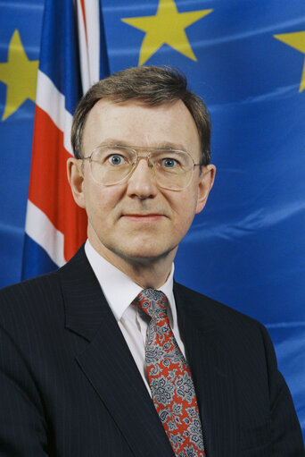 Fotó 12: Portrait of MEP Peter PRICE