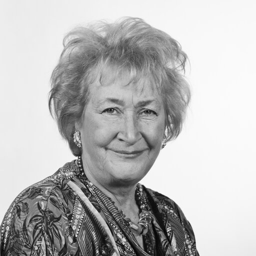 Fotografija 18: Portrait of MEP Winifred M EWING