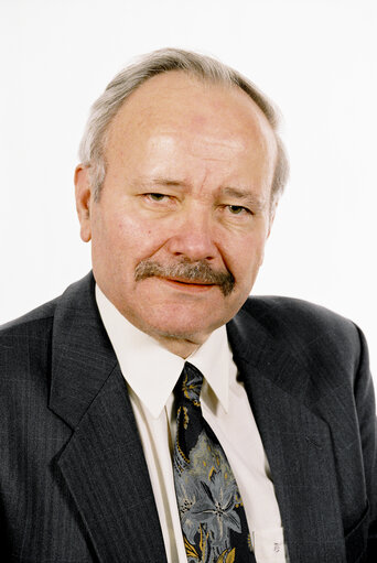 Valokuva 14: Portrait of Winfried MENRAD MEP.