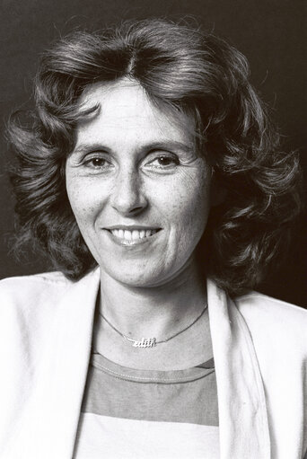 Fotografi 8: Portrait of MEP Edith CRESSON,