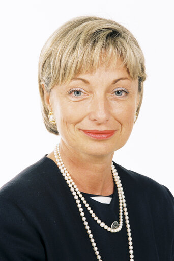 Zdjęcie 7: Portrait of Francoise GROSSETETE MEP