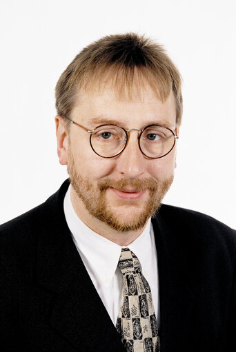 Снимка 4: Portrait of Bernd LANGE MEP.