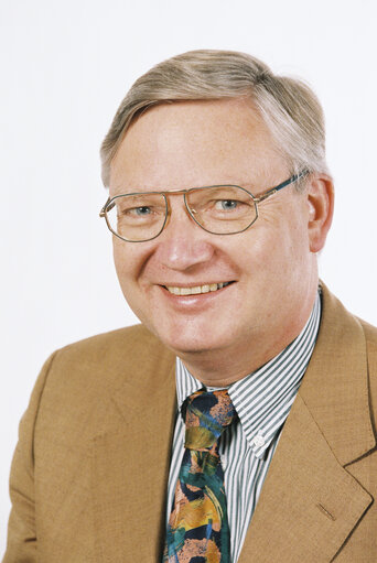 Fotografia 11: Portrait of Rolf LINKOHR MEP