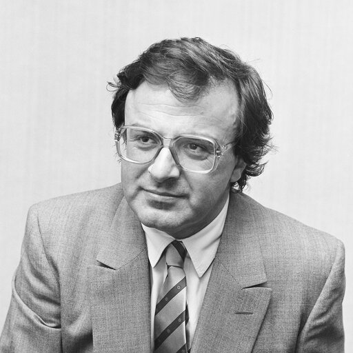 Zdjęcie 11: Portrait of MEP Sergio ERCINI