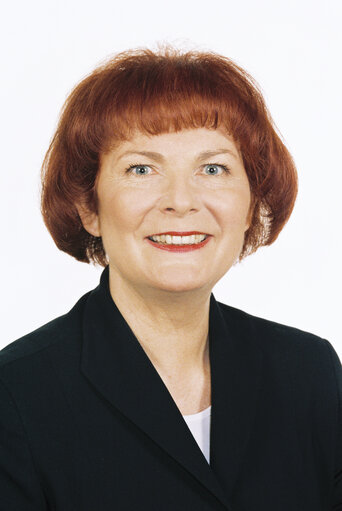 Portrait of Christa RANDZIO-PLATH MEP