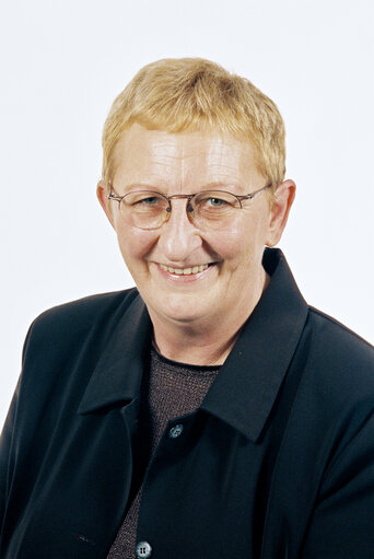 Photo 8 : Portrait of Nelly MAES MEP