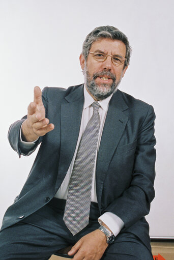 Portrait of MEP Lucas PIRES