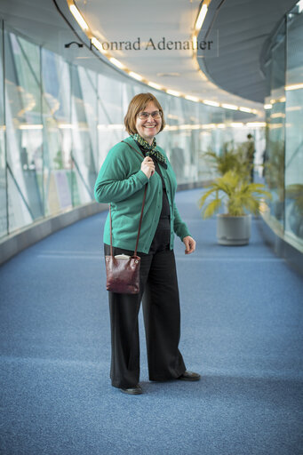 Fotografia 8: MEP Anne E. JENSEN in the European Parliament in Brussels