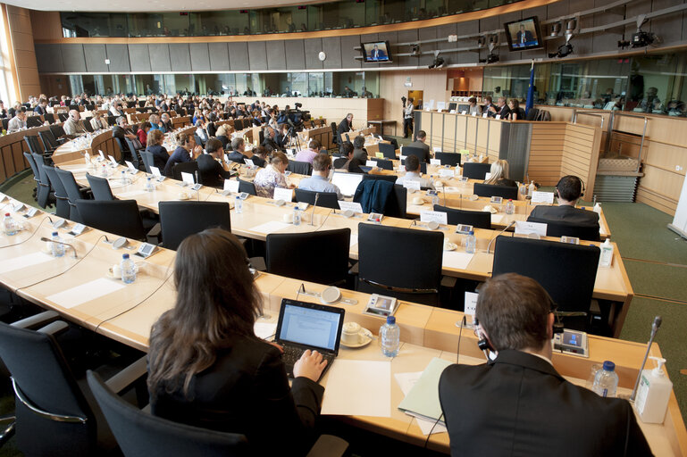 Foto 2: TRAN Committee Meeting: Tourism Task Force: exchange of views with Vice-President of the EC in charge of Industry and Entrepreneurship