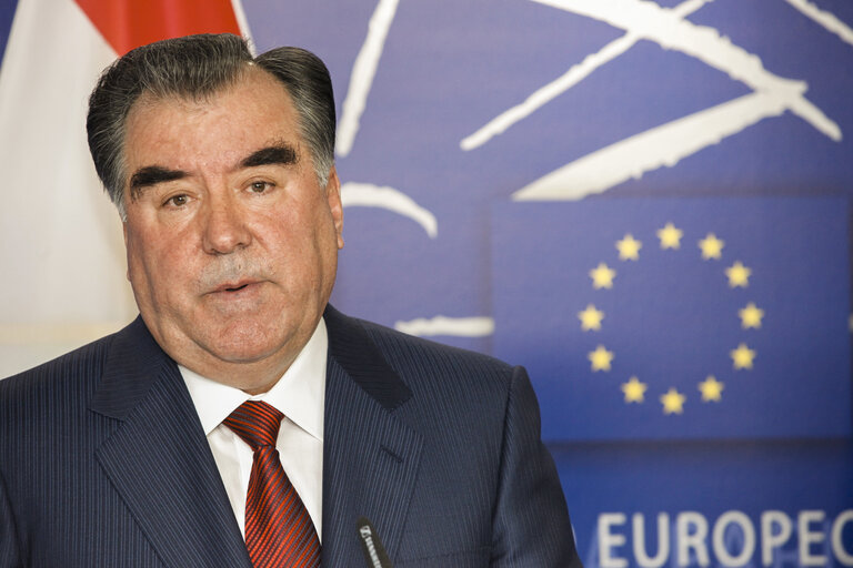 Suriet 4: EP president meets with president of Tajikistan