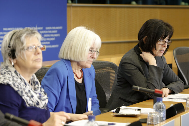 Fotografie 14: Press conference - Presentation of a new study on the cracks in the Belgian Nuclear Power plants