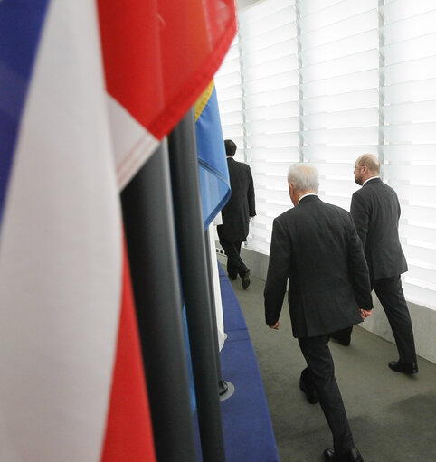 Photo 5 : Official visit of the President of Israel to the European Parliament in Strasbourg - Formal sitting