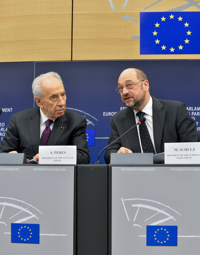 Fotografia 14: Official visit of the President of Israel to the European Parliament in Strasbourg - Press conference