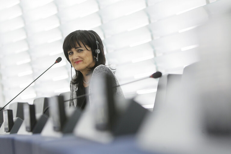 Valokuva 14: Michele STRIFFLER in the hemicycle in Strasbourg