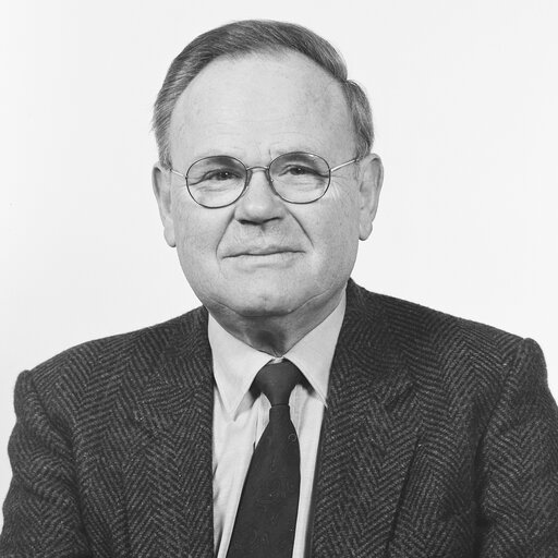 Fotografi 1: Portrait of MEP Horst LANGES