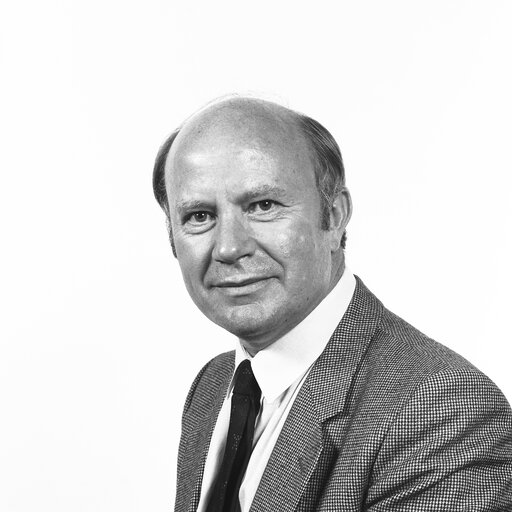 Fotografi 3: Portrait of MEP Frederic ROSMINI