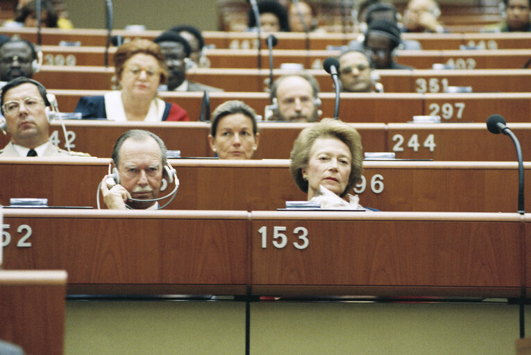 Foto 30: 11th session of the ACP-EEC Joint-Parliamentary Assembly (Assemblee paritaire) in Luxembourg from 24 to 28 September 1990