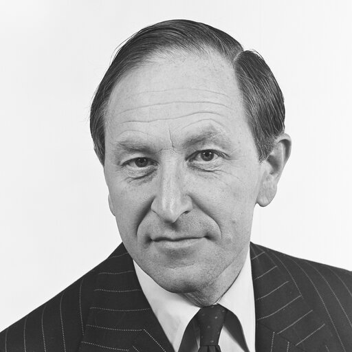 Portrait of MEP Christopher JACKSON