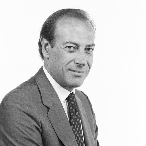 Fotagrafa 1: Portrait of MEP Alberto MICHELINI