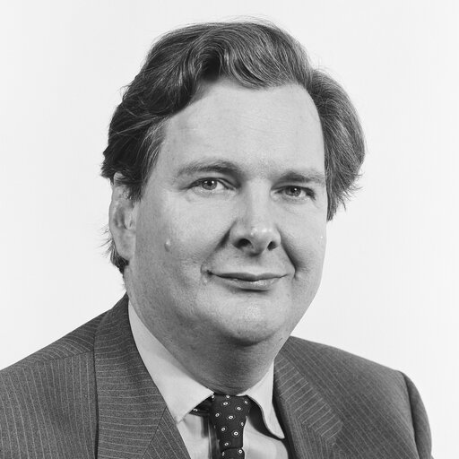 Portrait of MEP Nicolas BETHELL