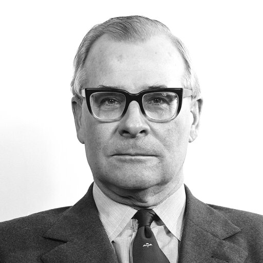 Portrait of MEP James W. SPICER