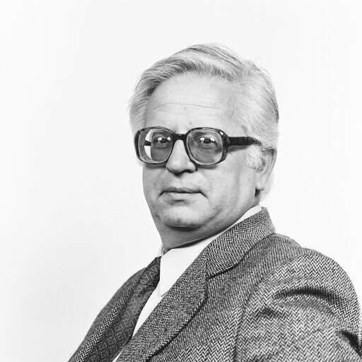 Fotografi 2: Portrait of Giovanni MORONI MEP