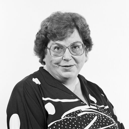 Suriet 1: Portrait of MEP Lore NEUGEBAUER