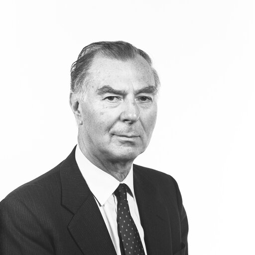 Portrait of MEP Leo TINDEMANS