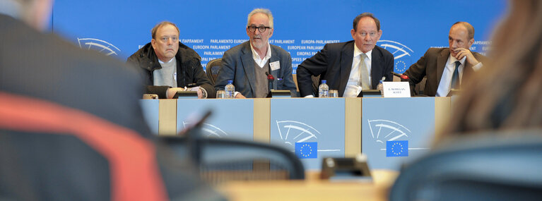 Foto 49: Press Conference : Only a fair EU has a future : three decades of discrimination in Italian universities.